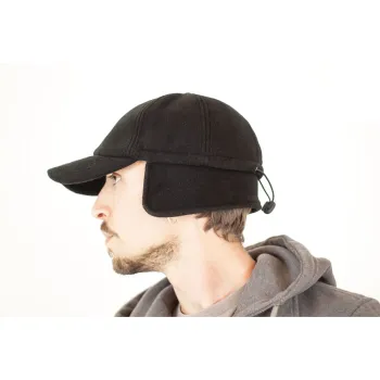 Φωτογραφία από Snow flap stopper - Εξάφυλλο χειμερινό καπέλο τζόκεϊ σε χρώμα Black