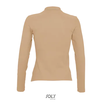 Φωτογραφία από πίσω από Podium - Γυναικείο μακρυμάνικο πόλο πικέ σε χρώμα Sand