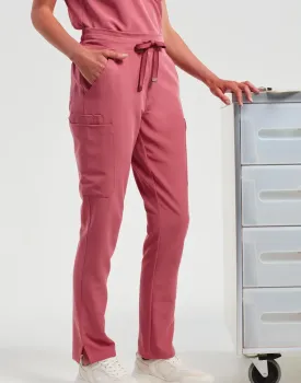 Τέταρτη φωτογραφία από 'Relentless' - Γυναικείο ελαστικό cargo παντελόνι νοσηλευτικής Onna σε χρώμα Calm Pink